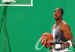 搞笑的篮球电影,笑料百出！篮球场上的欢乐盛宴