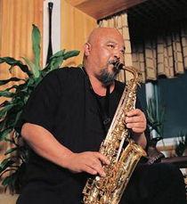 演员李琦唱过的歌曲,经典歌曲回顾之旅