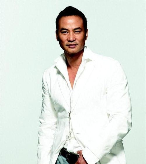 任达华 背景,从影坛巨星到慈善使者的人生轨迹