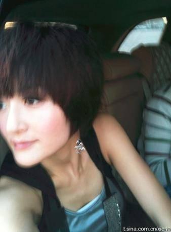 谢娜的个人生活照,温馨家庭时光与闺蜜间的欢乐瞬间